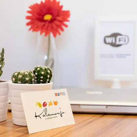 Kalamonjo Suite&rooms 4* Palermo