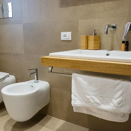 Kalamonjo Suite&rooms 4*