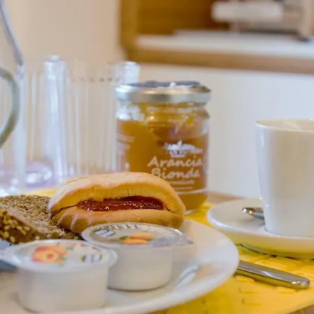 Kalamonjo Suite&rooms Konukevi 4*