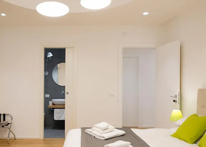 Kalamonjo Suite&rooms 게스트하우스 4*