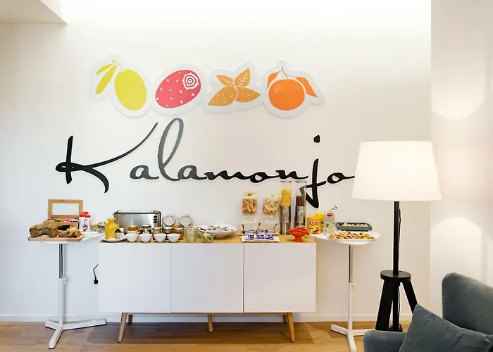 Kalamonjo Suite&rooms 게스트하우스 4*